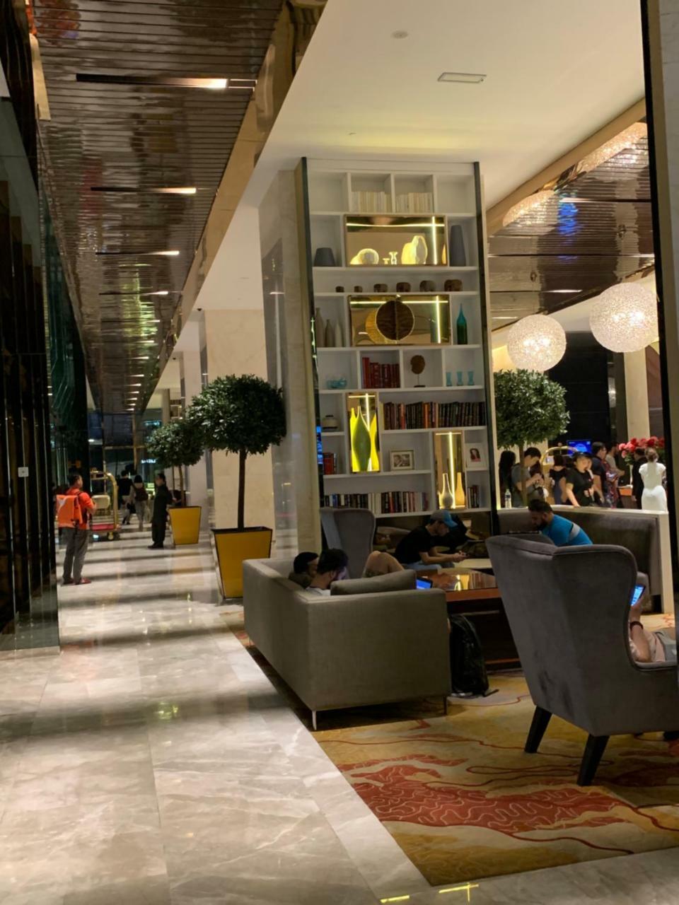 Queens Service Suites At Platinum Klcc Kuala Lumpur Exteriör bild
