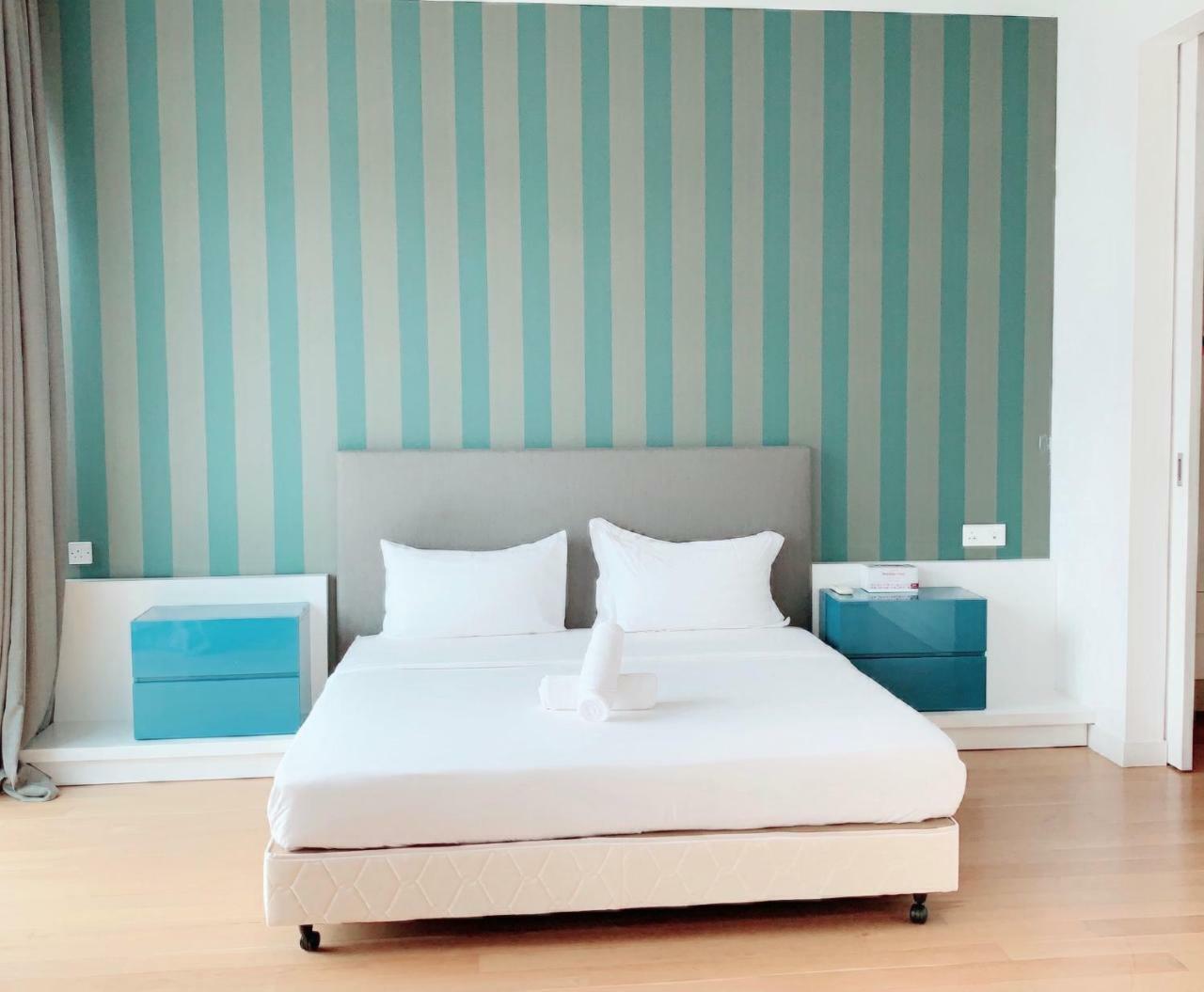 Queens Service Suites At Platinum Klcc Kuala Lumpur Exteriör bild