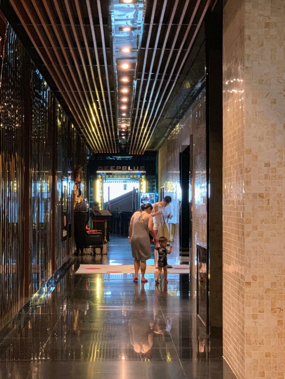 Queens Service Suites At Platinum Klcc Kuala Lumpur Exteriör bild